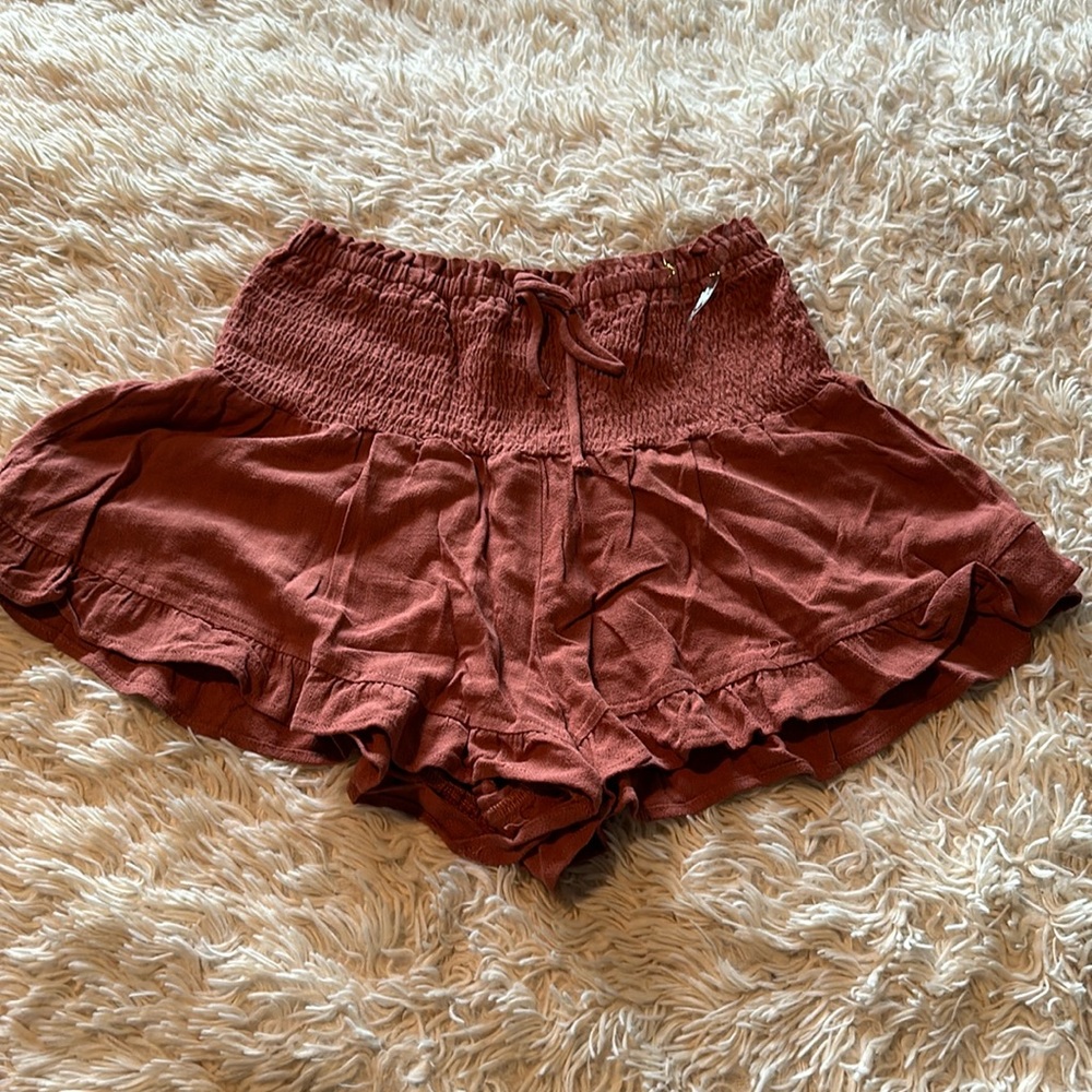 ILLA ILLA Ruffled Skort, size M.